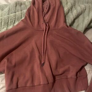 I just don’t wear it anymore and am looking to clean out my closet.